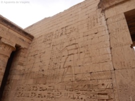 Templo Ramses III, decoração pilone